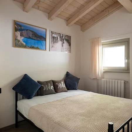 Enjoyiseolake - Cherubino - 2 Floors With Pool, Terrace And A Terrific View Apartament Parzanica