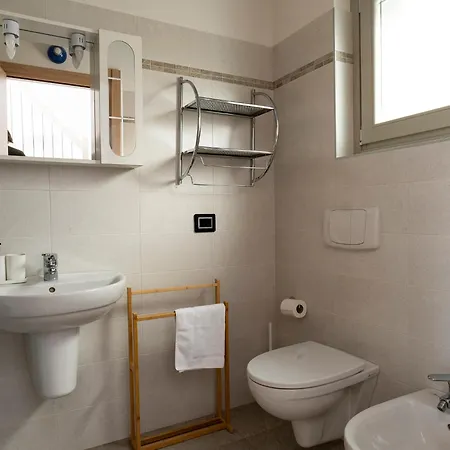Enjoyiseolake - Cherubino - 2 Floors With Pool, Terrace And A Terrific View Apartament